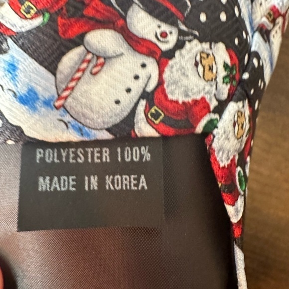 Christmas Santa and the Snowmen Holiday Tie - Picture 5 of 5